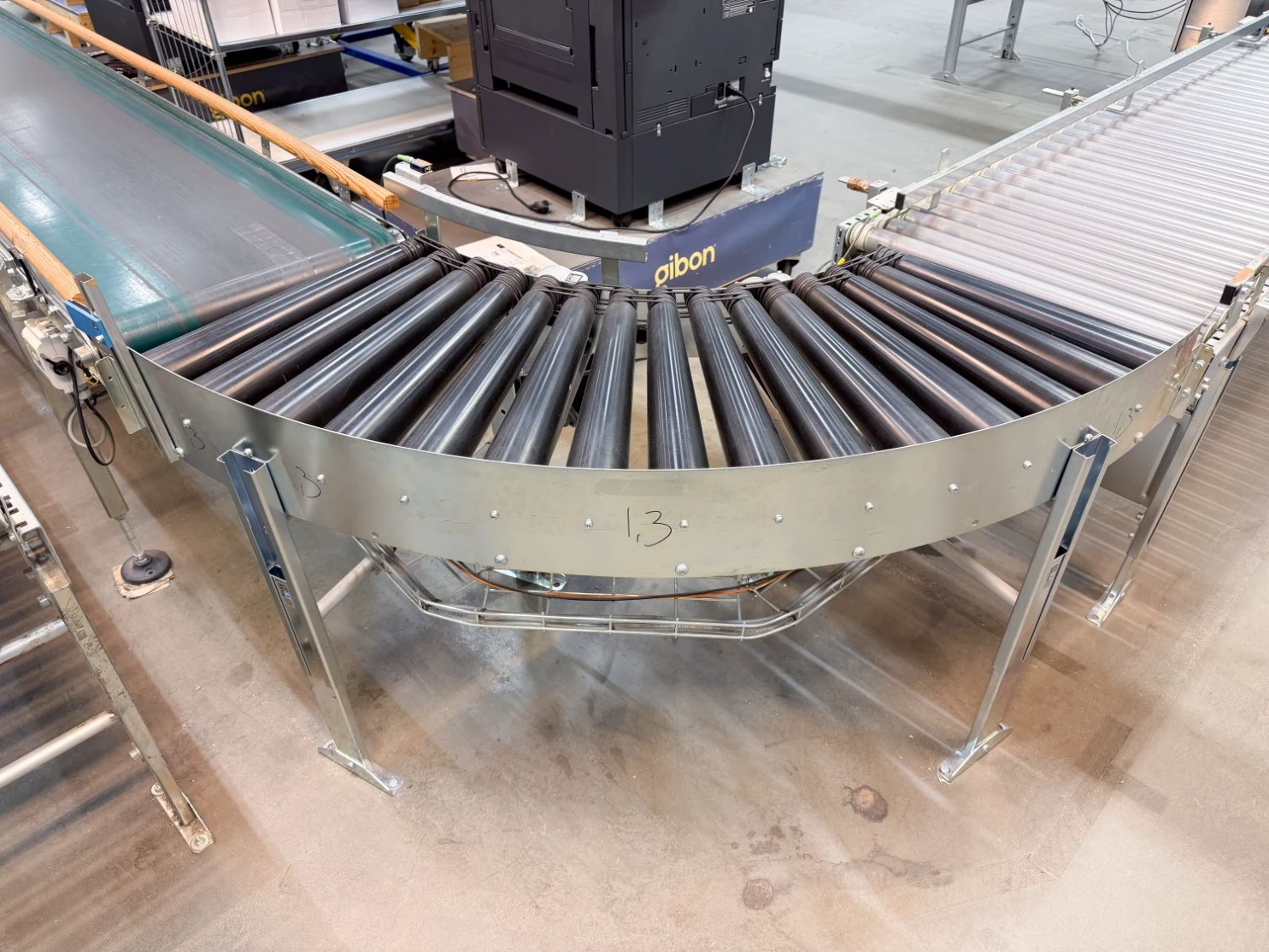 socosystem-driven-kurva-1